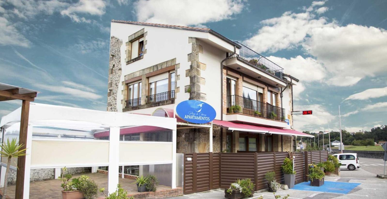 Apartamentos Playa De Cóbreces Εξωτερικό φωτογραφία
