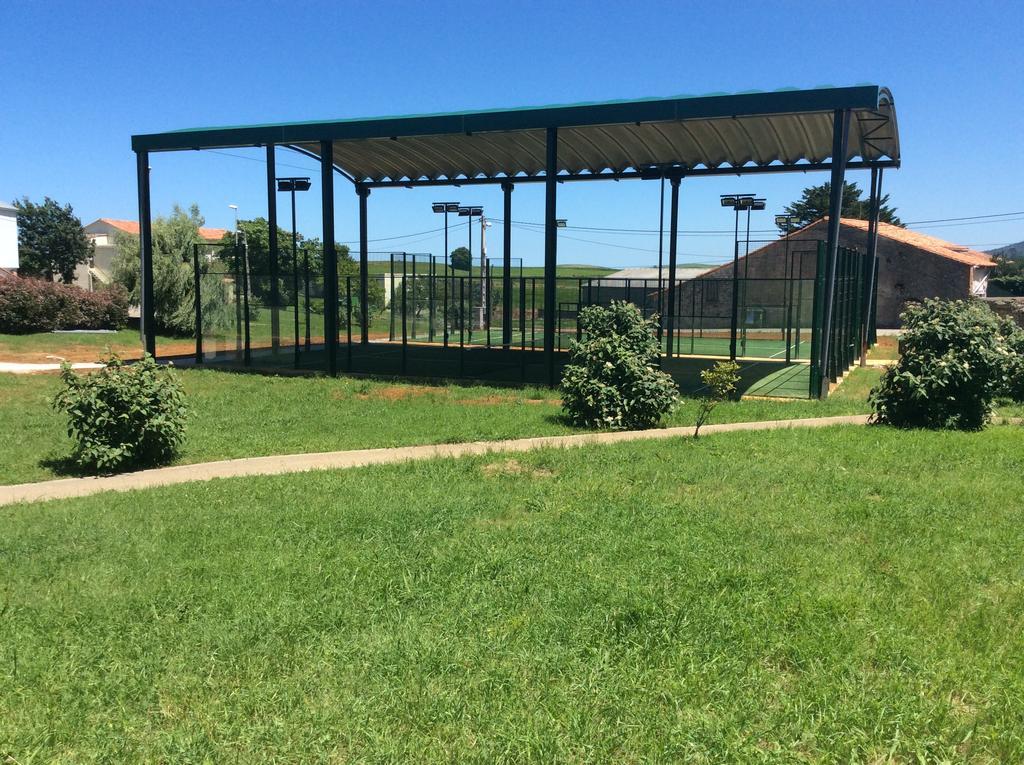 Apartamentos Playa De Cóbreces Εξωτερικό φωτογραφία